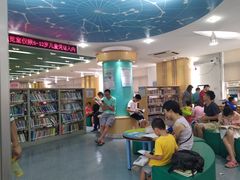 -南山图书馆(常兴路店)