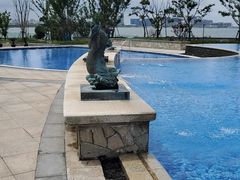 -上海滴水湖皇冠假日酒店