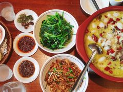 -唐师傅湘西名菜馆(武陵路店)