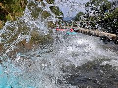 -龙井峡漂流