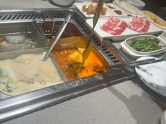 -海底捞火锅(金山百联店)