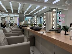 -Z.X HAIR SALON张新美业