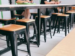 大堂-老乡鸡(武汉中南梅苑小区地铁站店)