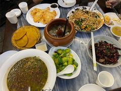 -蔼若春.传承三十年云南菜(金碧公园店)