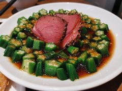 黑椒牛肉拼秋葵-将相和·海鲜蒸饺大连菜