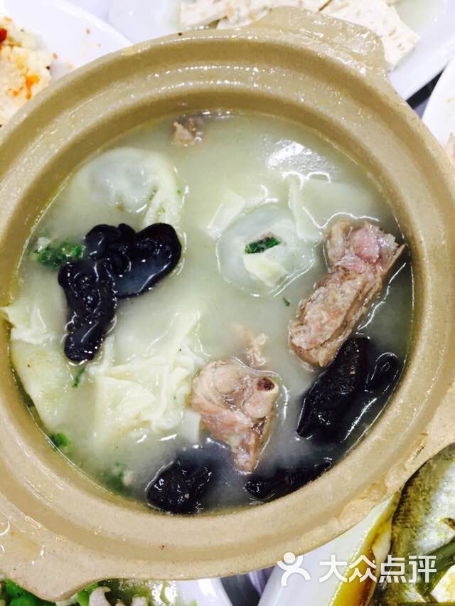 送子得月楼图片 - 第1张