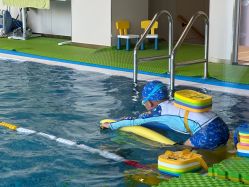 -海豹航航水育游泳中心(芳园里店)