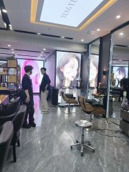 -藤野造型烫染·漂发