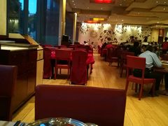 大堂-昆山琶拉帝诗酒店·河畔咖啡厅Riverside Cafe