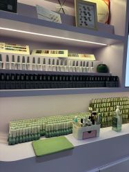 -孔雀手美甲美睫护理