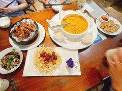 但记特色招牌咖喱蟹配陈村粉-黄但记老店·陈村粉食府