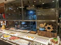 面包甜点陈列柜-汉丽轩韩式自助烤肉(大学城龙湖U城天街A馆店)