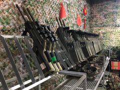 -亲兄弟真人CS团建拓展基地
