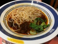 -霸蛮湖南菜·牛肉粉(荣京西街店)