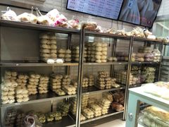 面包甜点陈列柜-白玉兰食品(甜云店)