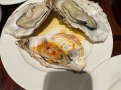 -广州万富希尔顿酒店·感趣自助餐厅·金秋蟹宴生蚝海鲜刺身