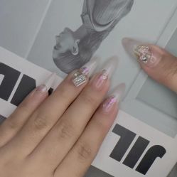 -Nail Me美甲美睫