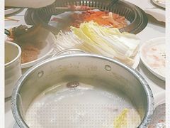 -锅儿欢海鲜火锅烤肉自助餐(东港凯虹店)