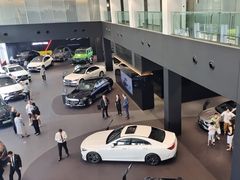 -奔驰上海利星(七宝店)