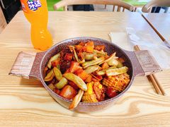 -内蒙焖面大盆骨餐馆(山大路店)