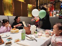 -广州万富希尔顿酒店·感趣自助餐厅·金秋蟹宴生蚝海鲜刺身