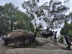 -灵岩山风景区