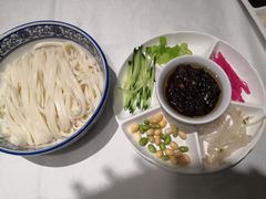 炸酱面-北平楼·烤鸭·北京菜(牡丹园店)