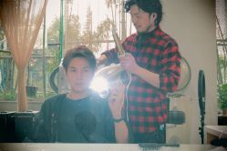 -CARR SALON