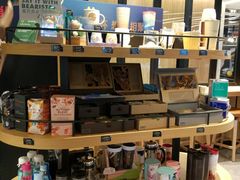 零售区-星巴克臻选(北京世贸天阶店)