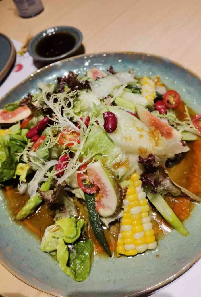 江户日本料理(昆明同德广场店)-"[服务铃]服务:服务很周到,给我们倒茶