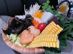 -湊湊火锅·茶憩(打浦桥日月光店)