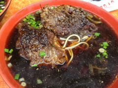 -小龙大肉面馆