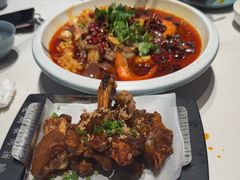 -老周家酱卤猪蹄私房菜(克拉玛依西街店)