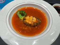 -何氏海产海鲜餐厅(体育中心店)