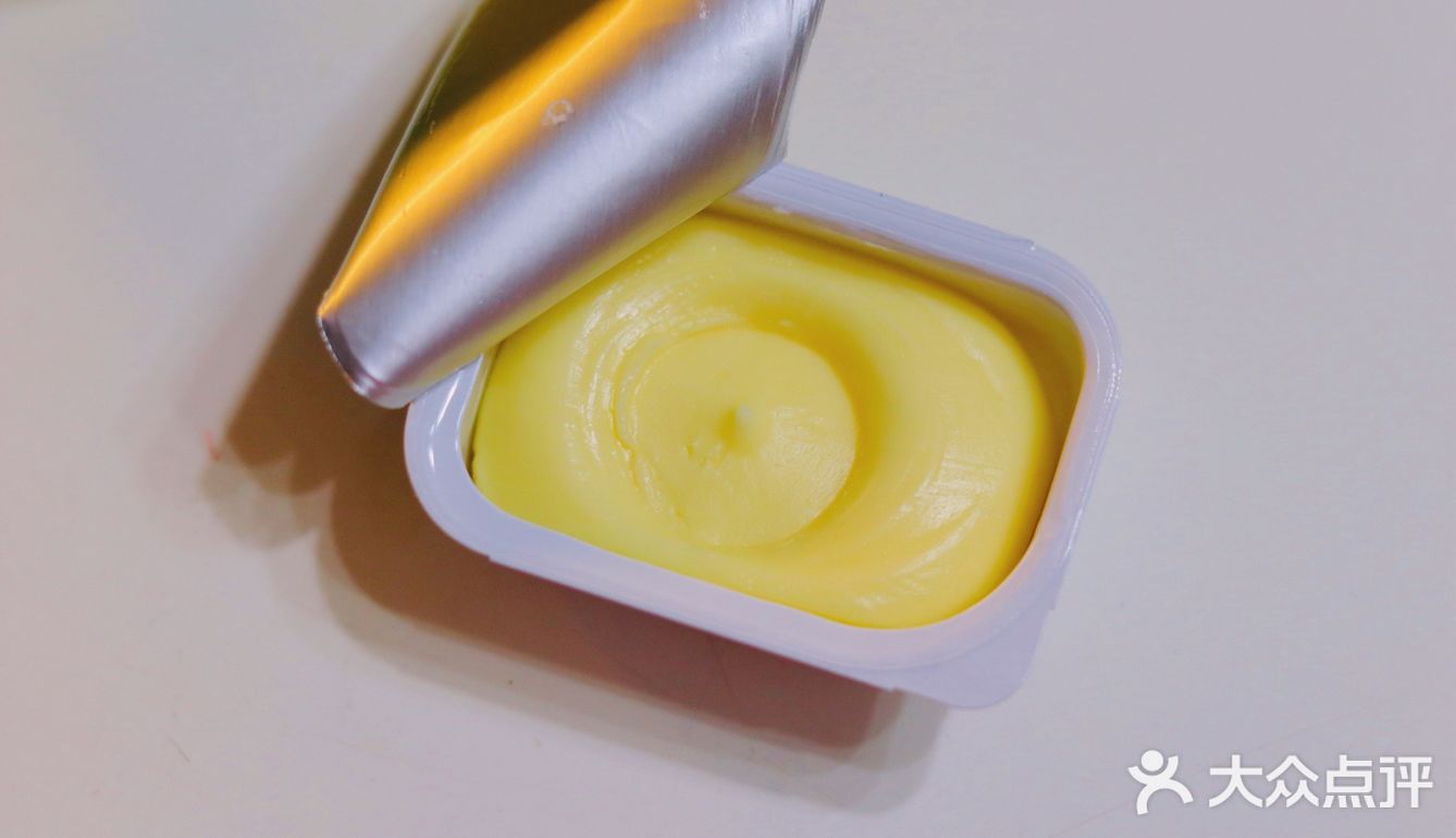 总统黄油 VS 安佳黄油