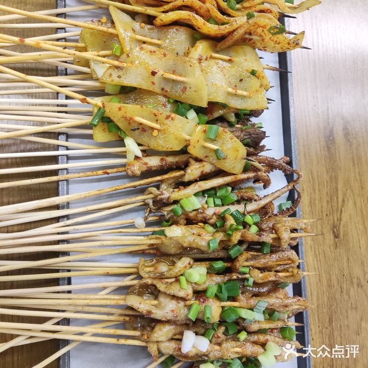 把把烧工厂 好多酒啊[色]