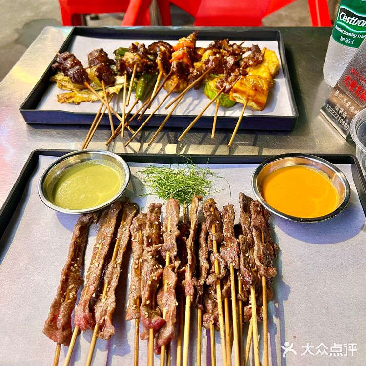 沙湾古镇爆火果酱烧烤,连陆仙人都来打卡过!!