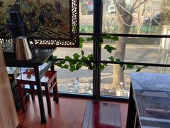 靠窗位-聚首堂·特色小吃·肘子(什刹海德胜门店)