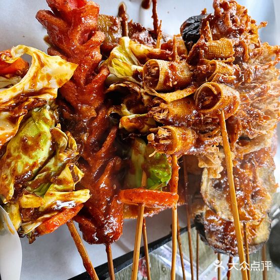 多鱼炸串麻辣烫