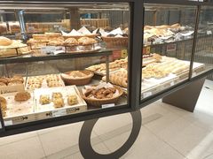 面包甜点陈列柜-Bread Talk 面包新语(荟聚店)