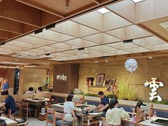 -老牌坊云南鱼豆花火锅(哈西万达店)