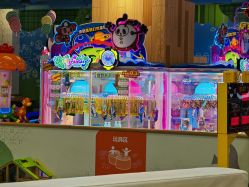 -莫莉幻想儿童乐园(三河燕郊永旺店)