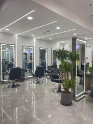 -Coo Hair salon