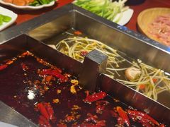 -二荆条·蜀鲜汇城市森林火锅