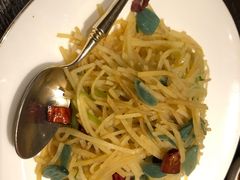 腊八蒜土豆丝黄瓜丝-甄御•海鲜新青岛菜(麦岛店)