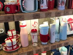 零售区-星巴克臻选(湖滨道店)