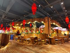 大堂-老滇山寨•云南特色菜•地方菜•民族风情歌舞表演(金碧店)