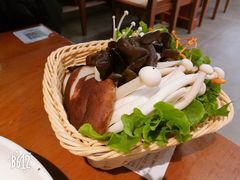 -黑鸡小馆(金源店)