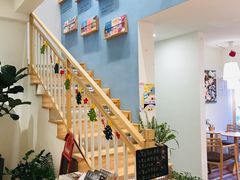 -猫的天空之城概念书店(束河店)