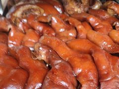 -老鼎万春卤菜(五代传承创始老店)